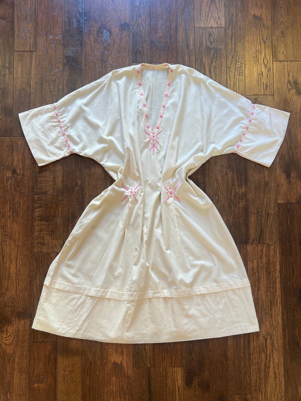 Vintage Handmade Cotton Linen Caftan Pink Embroidered Boho Tunic Dress - Medium